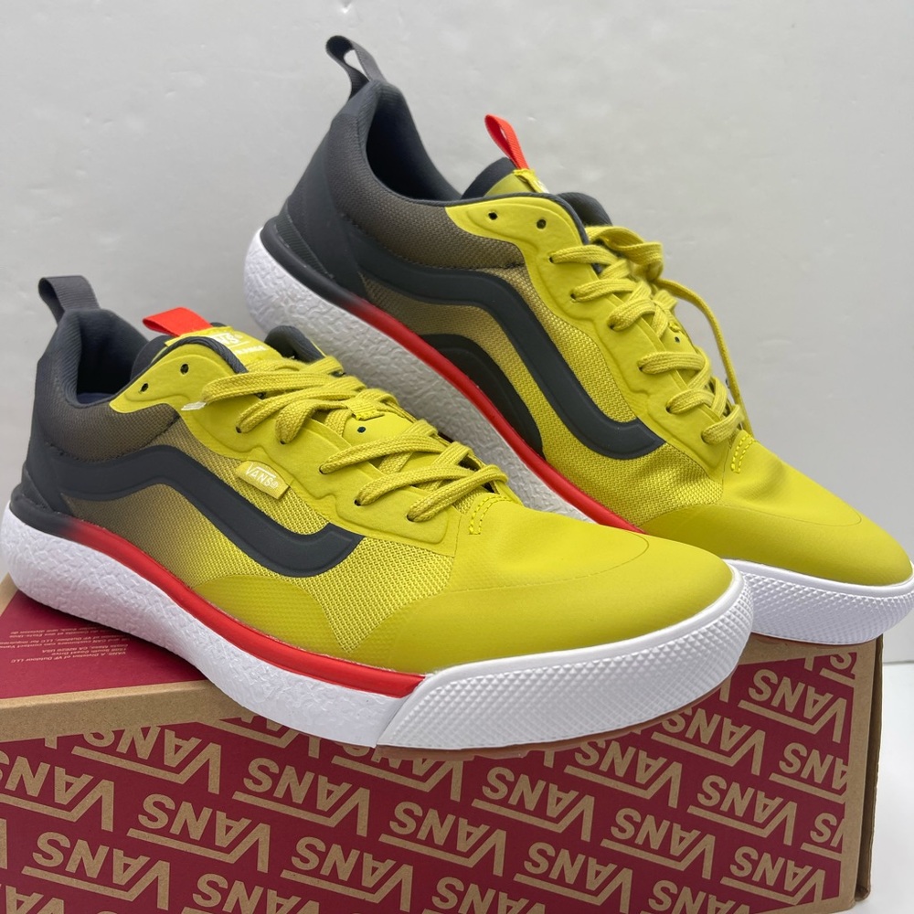 Vans WMNS Mte Ultrarange Exo
Sulphur
VN000CWCD2P Sneakers - Picture 4 of 16